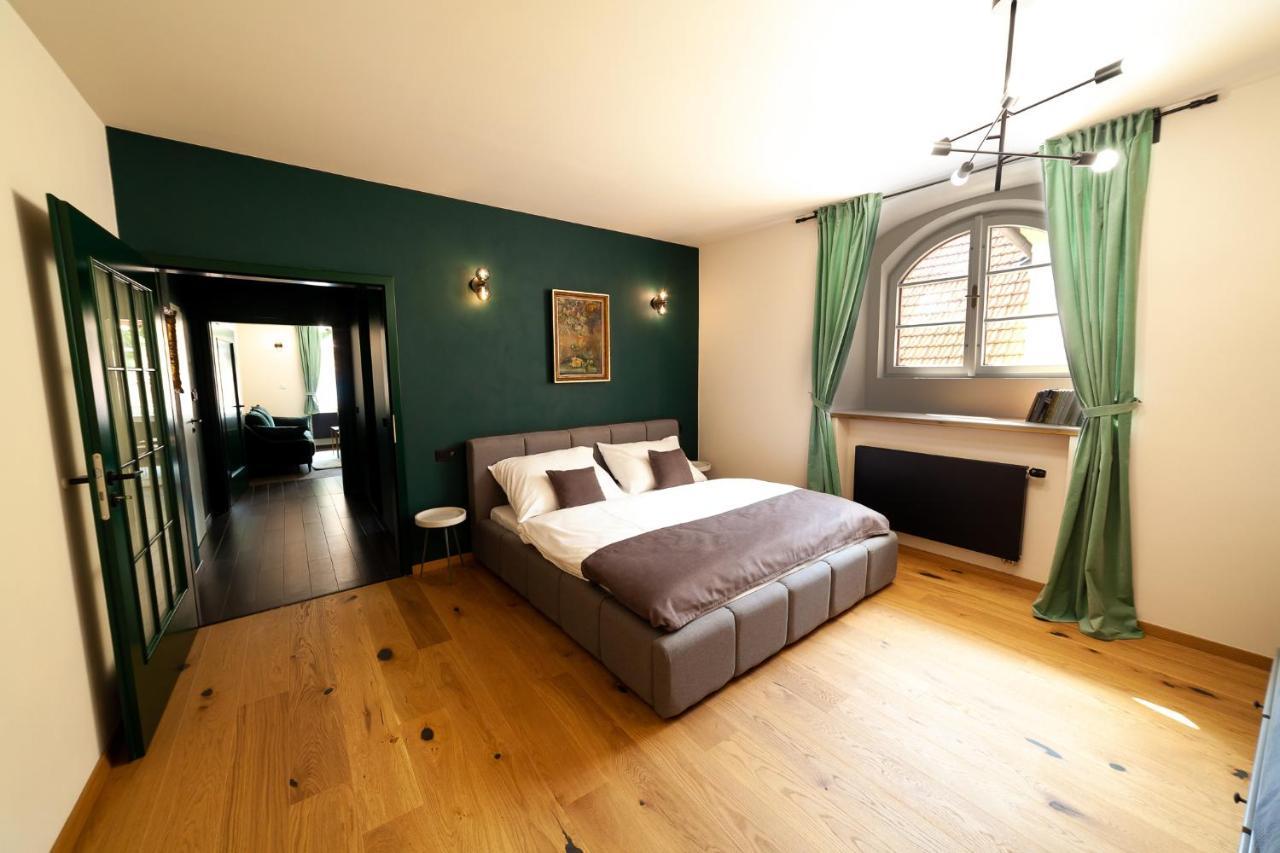 Apartmany Dacicky 1 Кутна-Гора Экстерьер фото