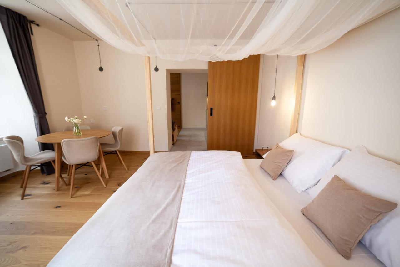 Apartmany Dacicky 1 Кутна-Гора Экстерьер фото